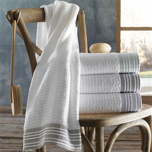 Bath & Beauty | none | Bath Towel with Linen Trim