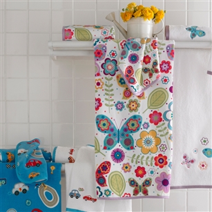 Bath & Beauty | Bath Towels | Little Girl's Bath Towel with Butterflies