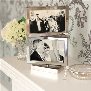 Bedroom | Picture Frames | Rotating Silver Multi-Aperture Picture Frame